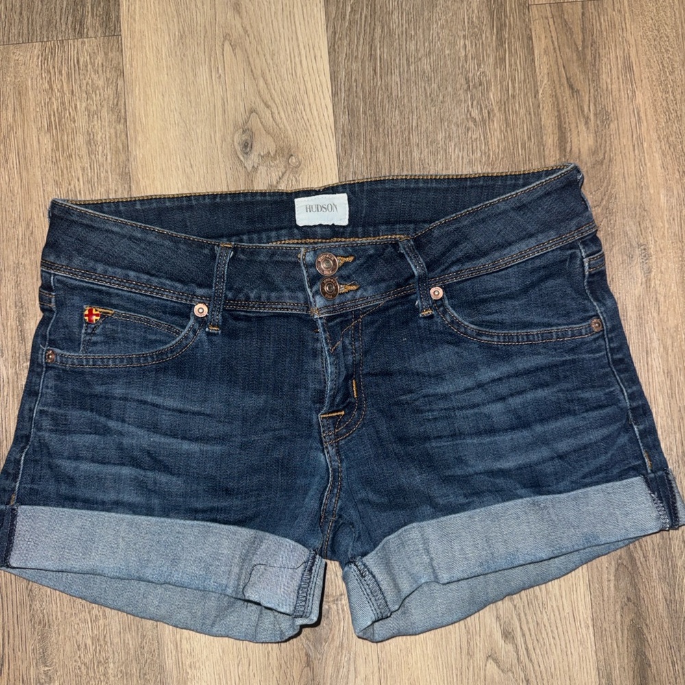 Hudson Crowley Mod Thigh Denim Shorts Dark Wash Size 26